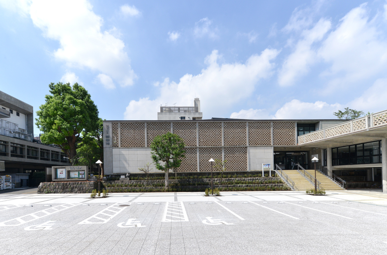 県立図書館本館外構改修工事